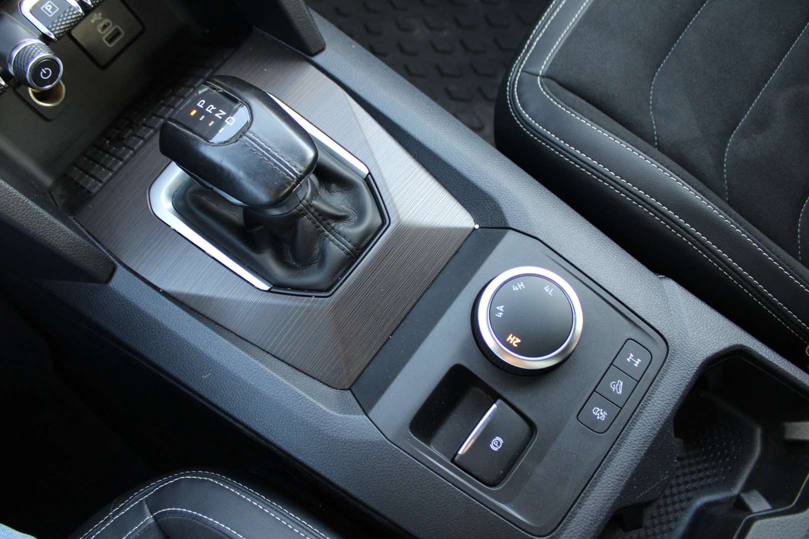 Volkswagen Amarok TDI 4Motion Style - 2024 - Joinsteer - #22