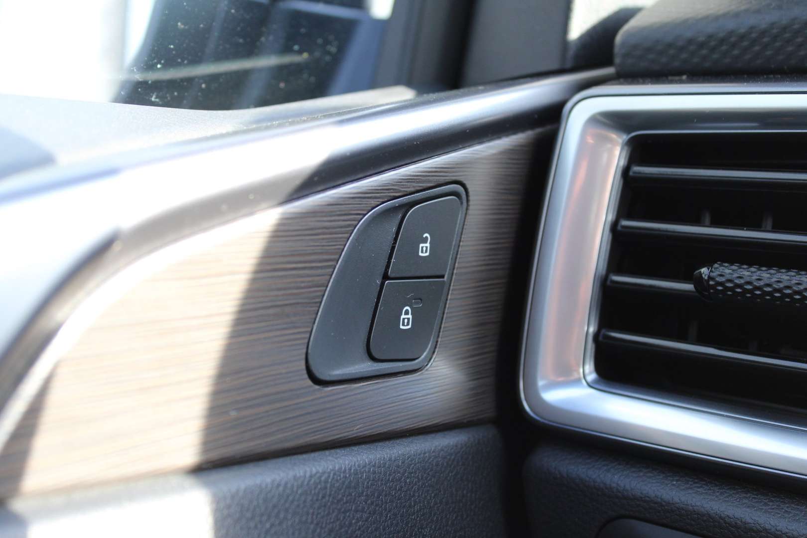 Volkswagen Amarok TDI 4Motion Style - 2024 - Joinsteer - #23