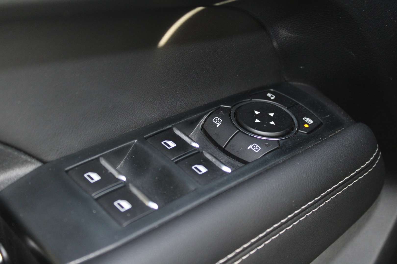 Volkswagen Amarok TDI 4Motion Style - 2024 - Joinsteer - #24