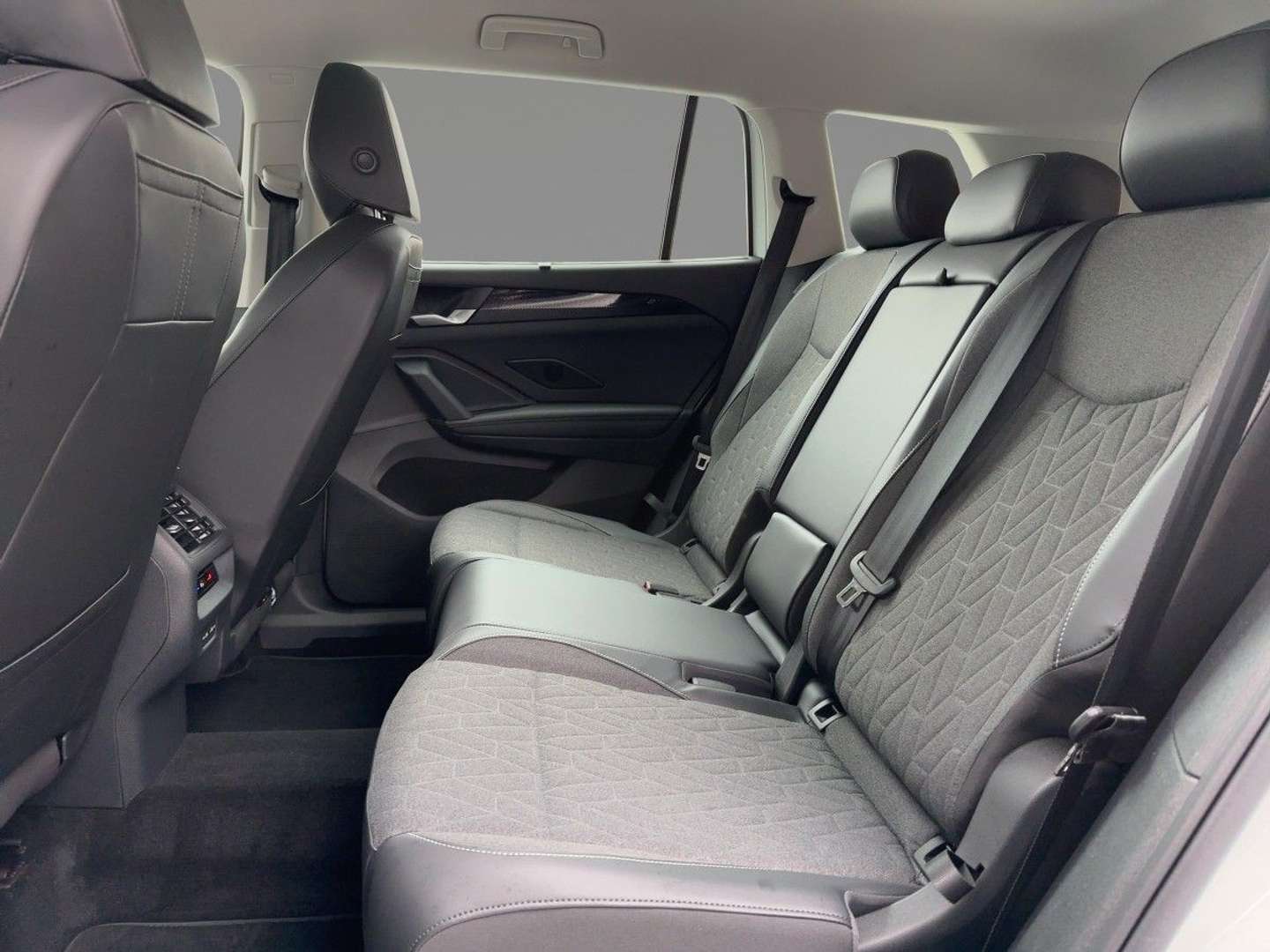 Volkswagen Tayron EHybrid Life - 2025 - Joinsteer - #8