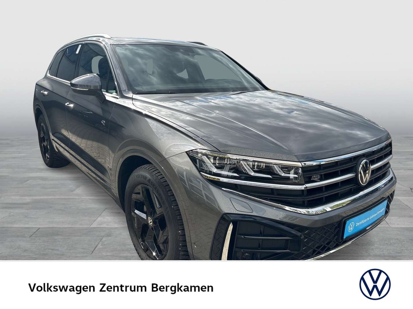 Volkswagen Touareg R-Line - 2024 - Joinsteer - #5