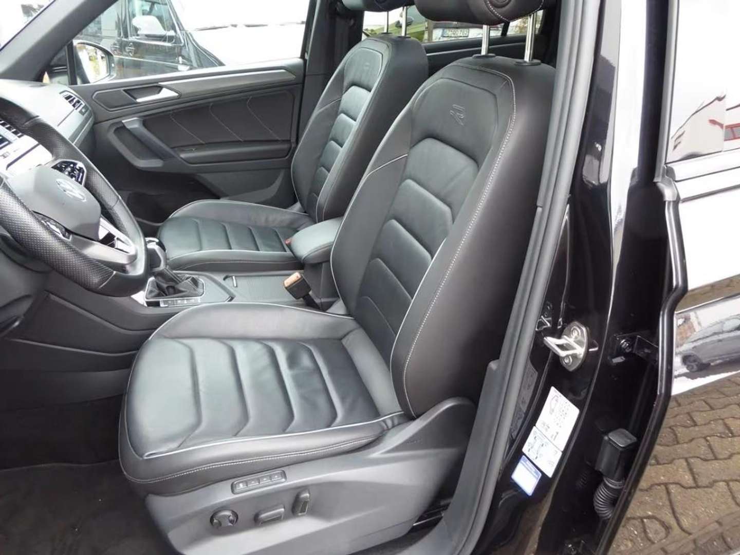 Volkswagen TIGUAN EHybrid R-Line - 2023 - Joinsteer - #2