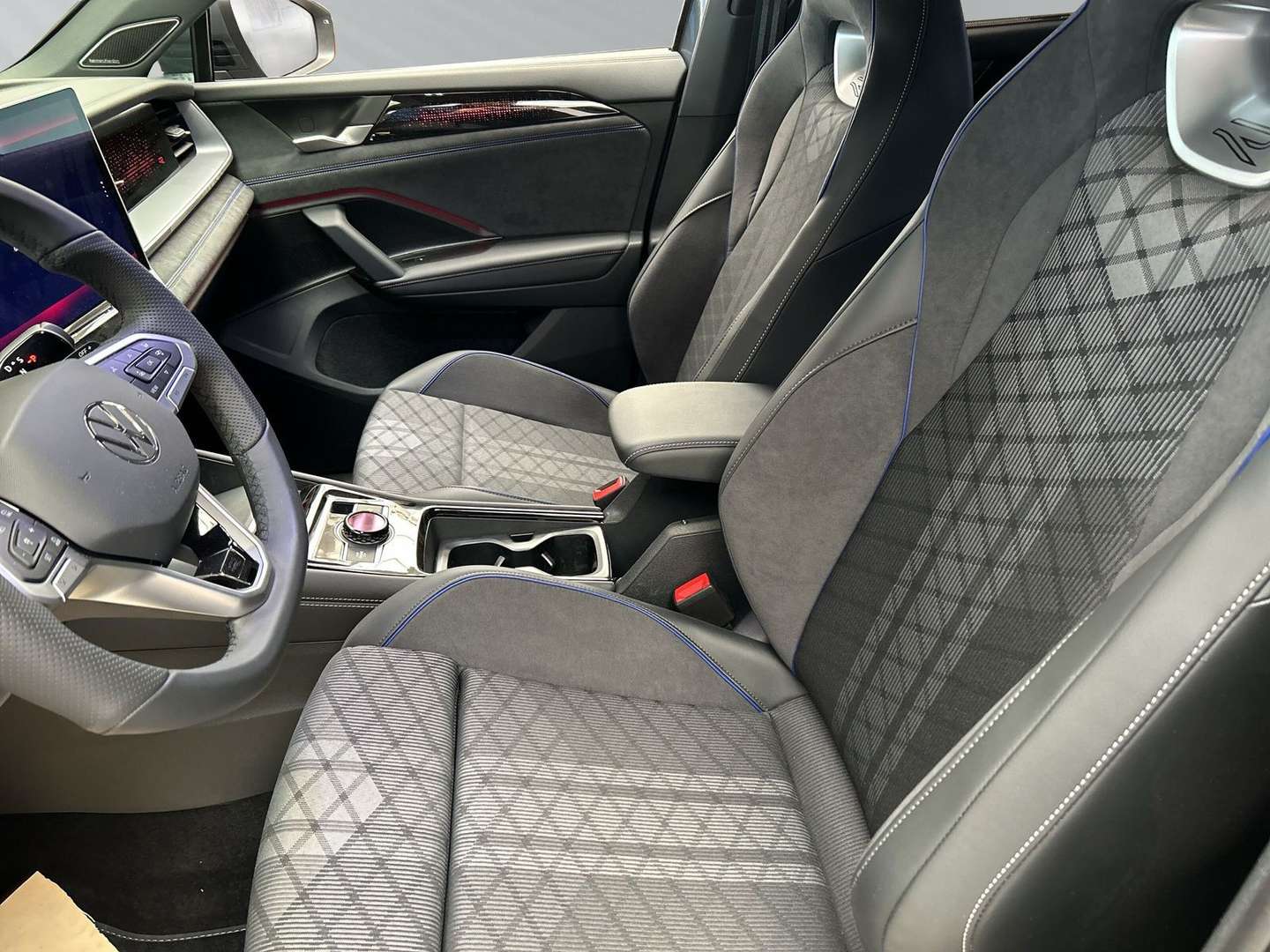 Volkswagen Tayron TDI 4Motion R-Line - 2025 - Joinsteer - #8