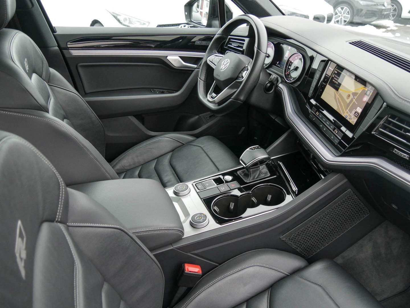 Volkswagen Touareg TDI R-Line - 2020 - Joinsteer - #2