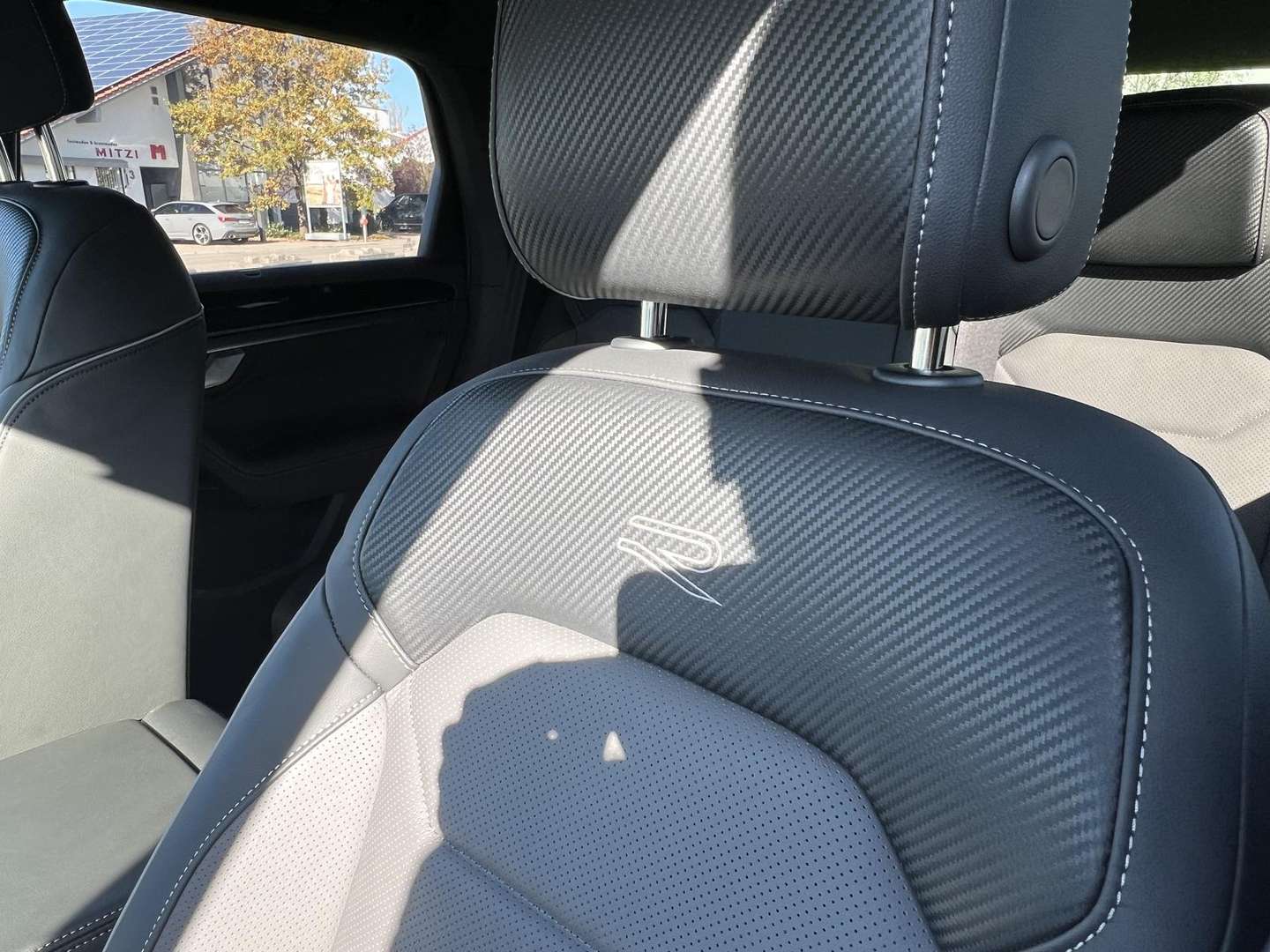 Volkswagen Touareg TDI 4Motion R-Line - 2026 - Joinsteer - #4