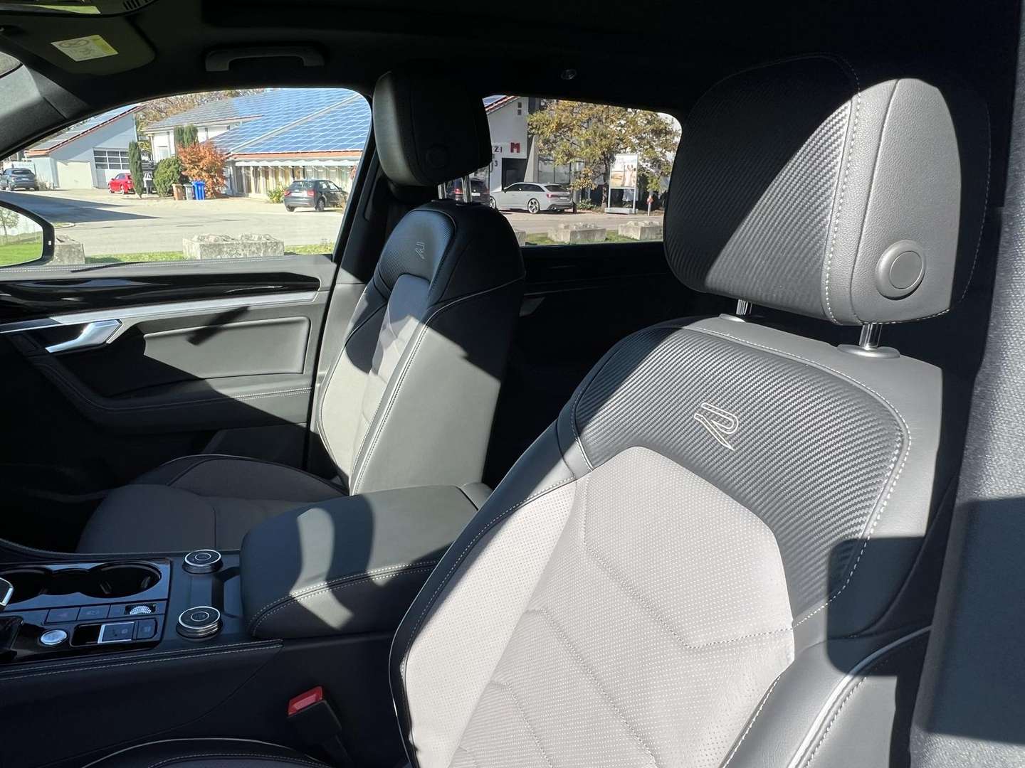 Volkswagen Touareg TDI 4Motion R-Line - 2026 - Joinsteer - #5