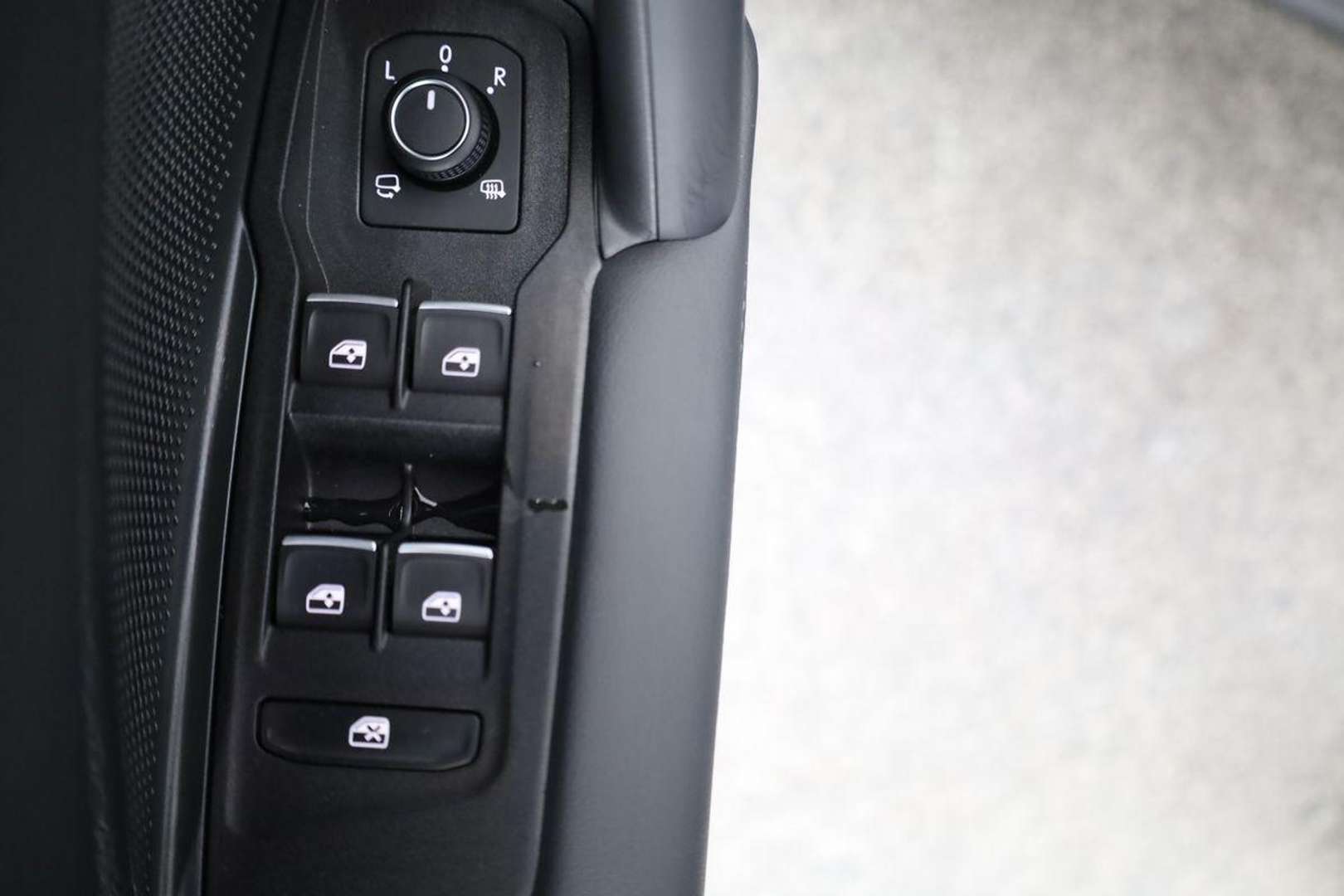 Volkswagen TIGUAN TDI 4Motion R-Line - 2025 - Joinsteer - #8