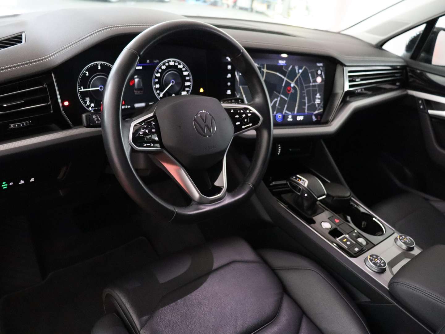 Volkswagen Touareg TDI - 2023 - Joinsteer - #9