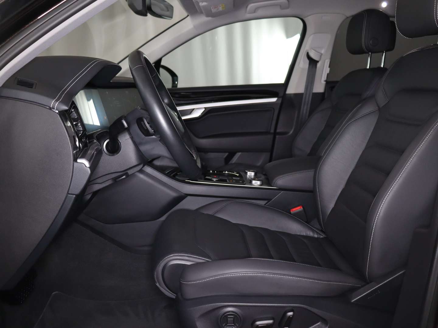 Volkswagen Touareg TDI - 2023 - Joinsteer - #10