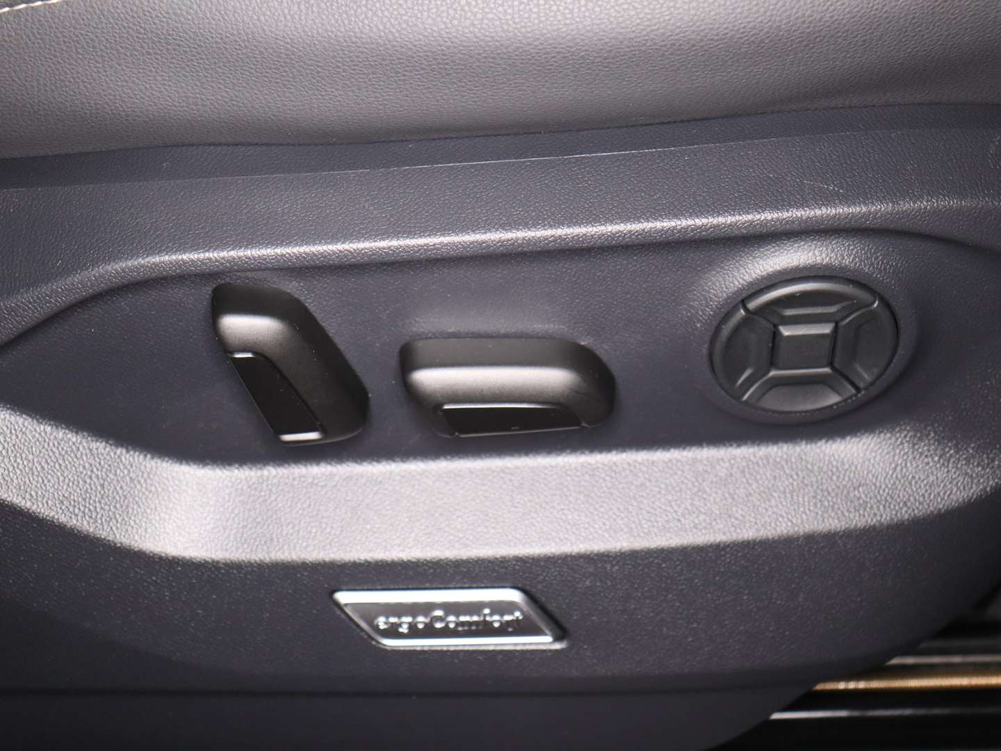 Volkswagen Touareg TDI - 2023 - Joinsteer - #19