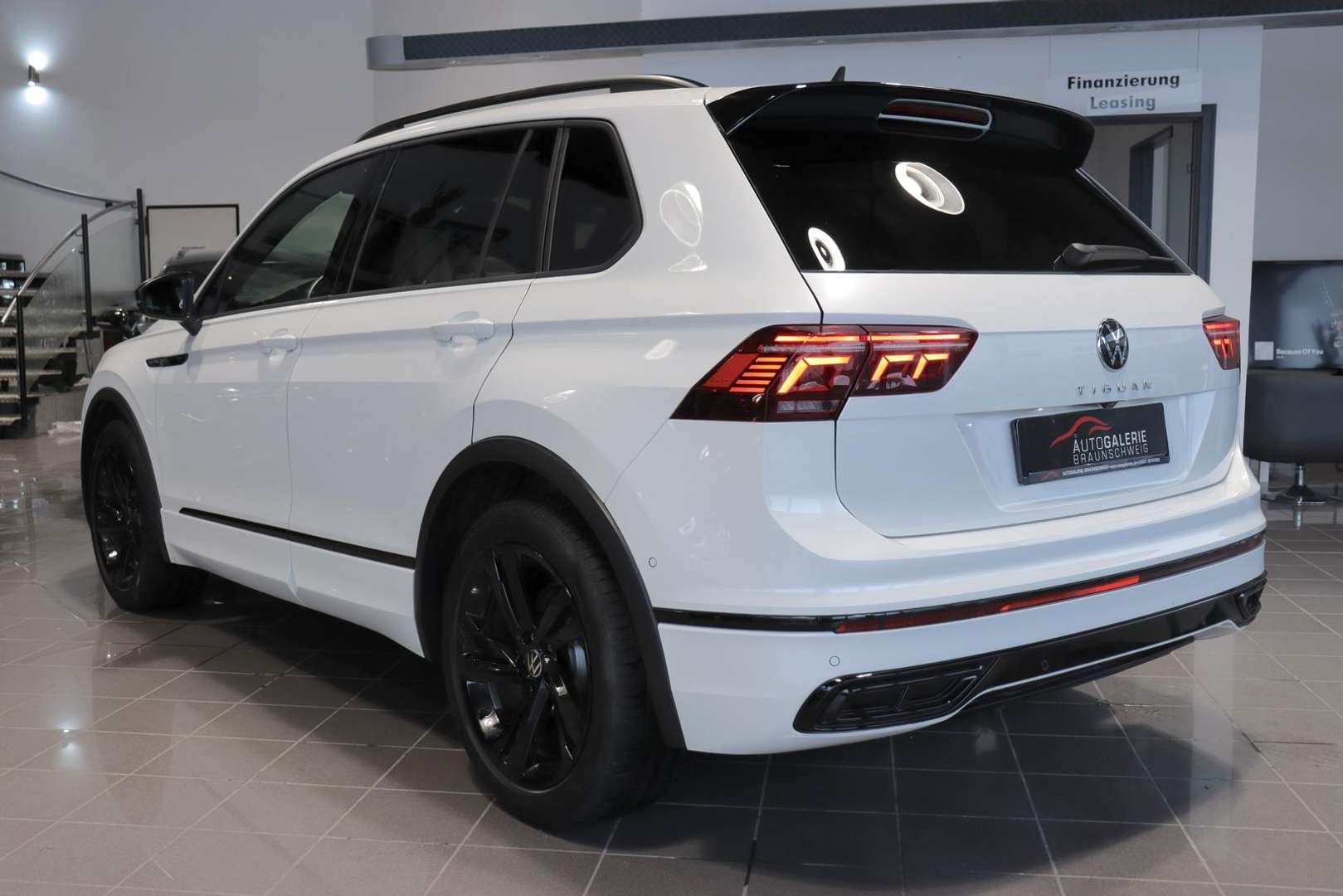 Volkswagen TIGUAN R-Line - 2021 - Joinsteer - #2