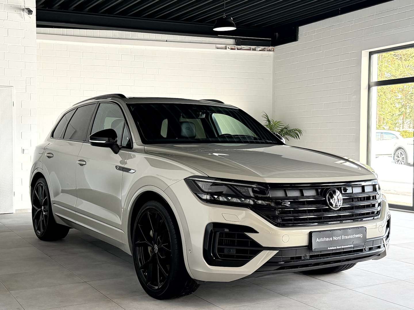 Volkswagen Touareg R BlackStyle - 2021 - Joinsteer - #4