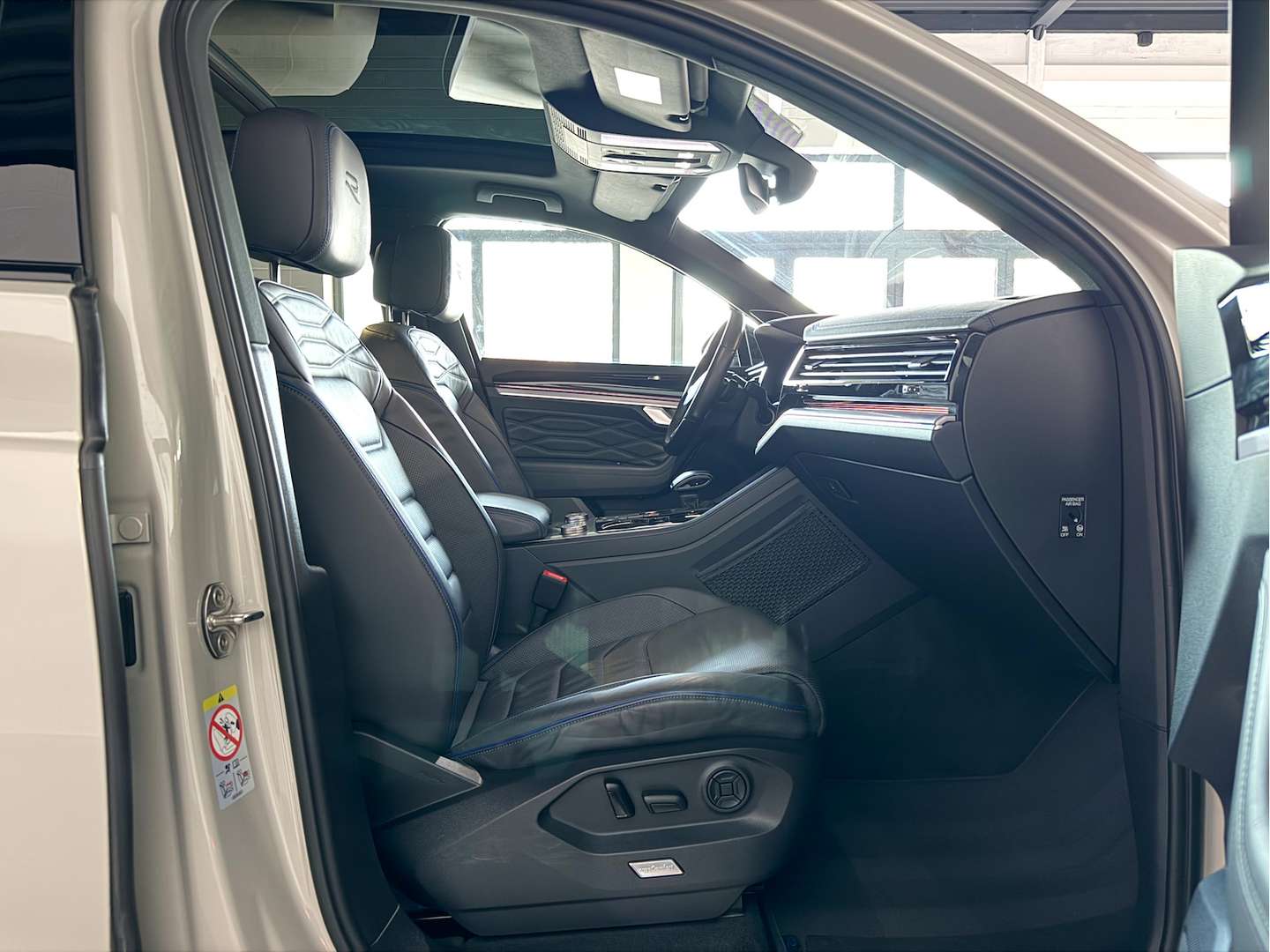Volkswagen Touareg R BlackStyle - 2021 - Joinsteer - #10