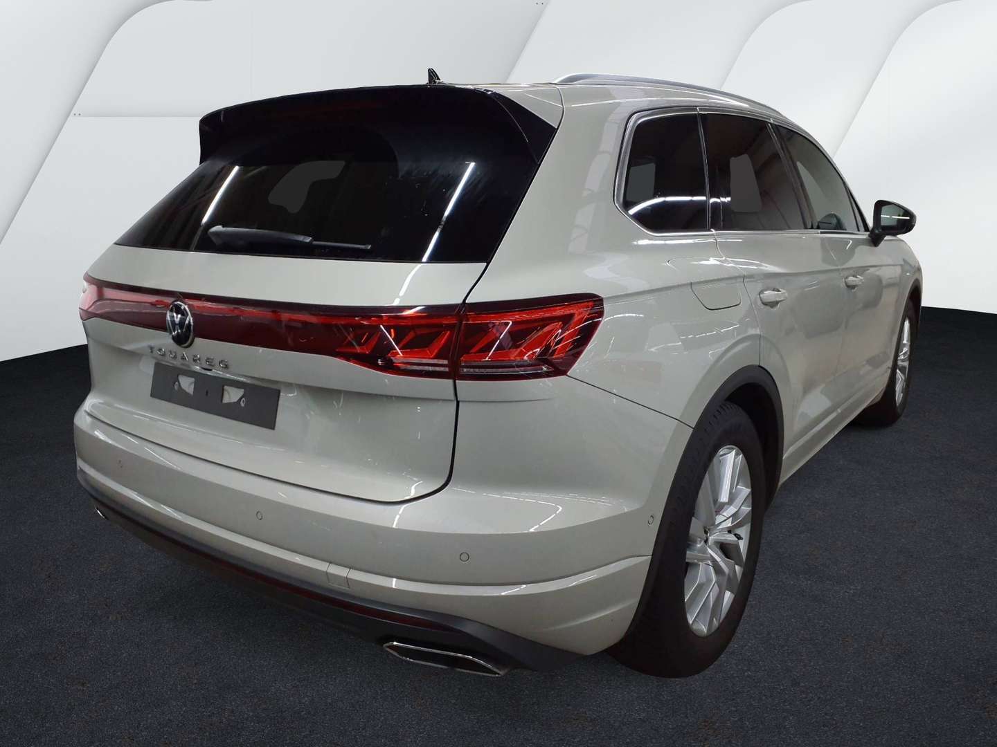 Volkswagen Touareg Elegance - 2025 - Joinsteer - #2