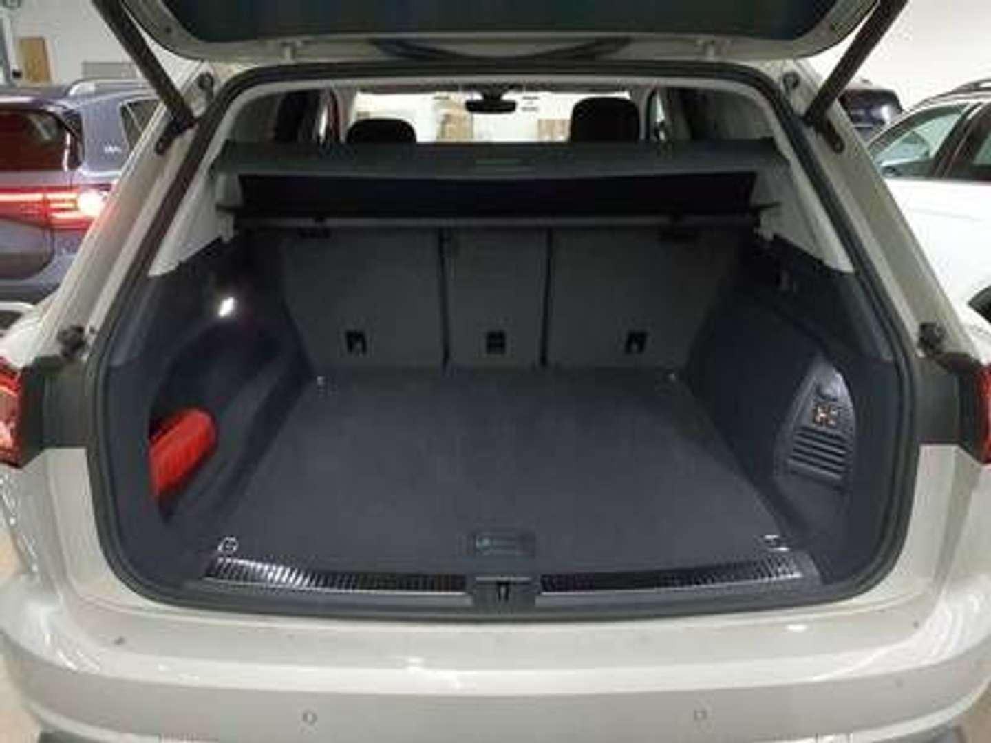 Volkswagen Touareg Elegance - 2025 - Joinsteer - #7