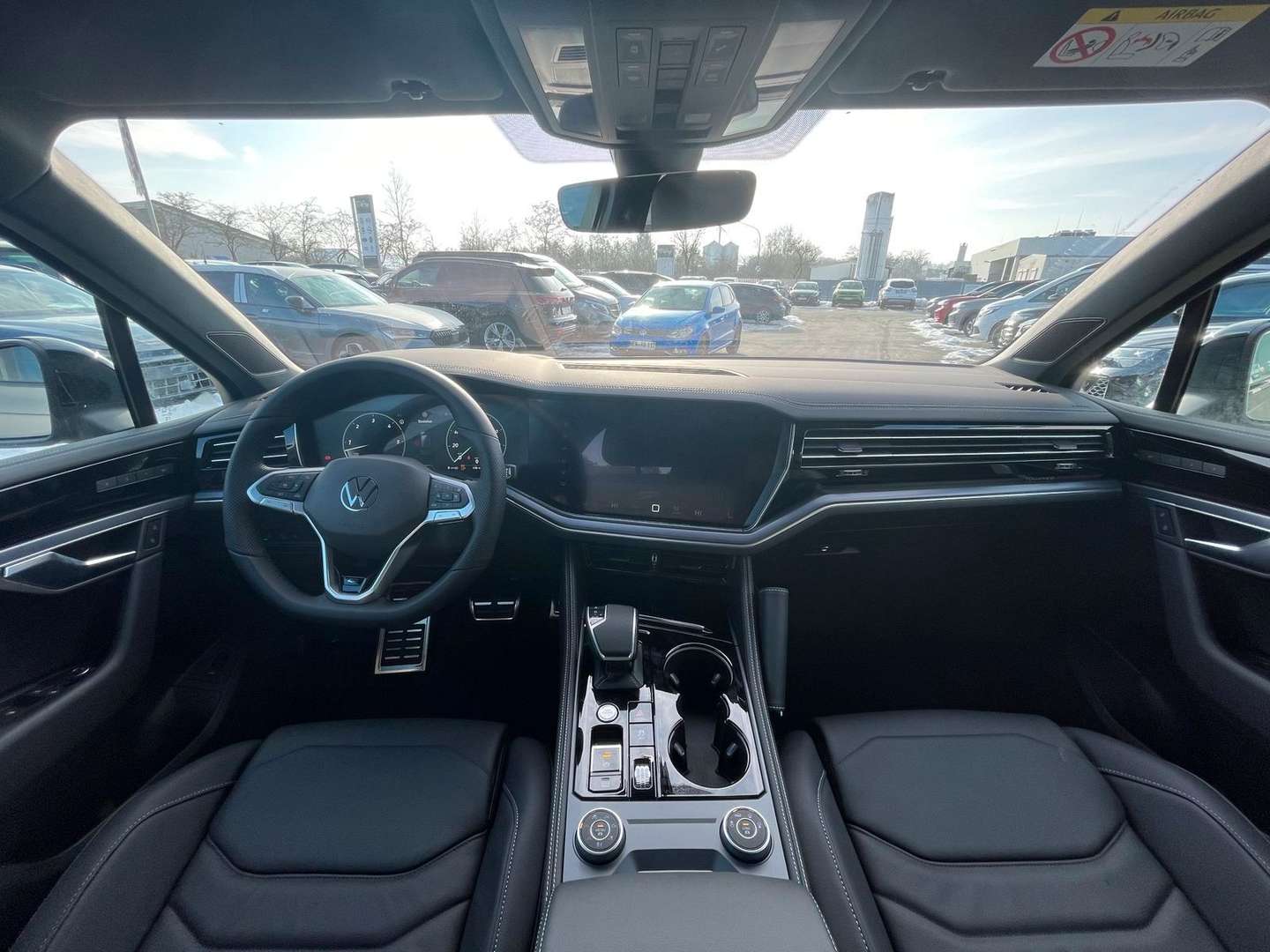 Volkswagen Touareg R-Line - 2026 - Joinsteer - #7