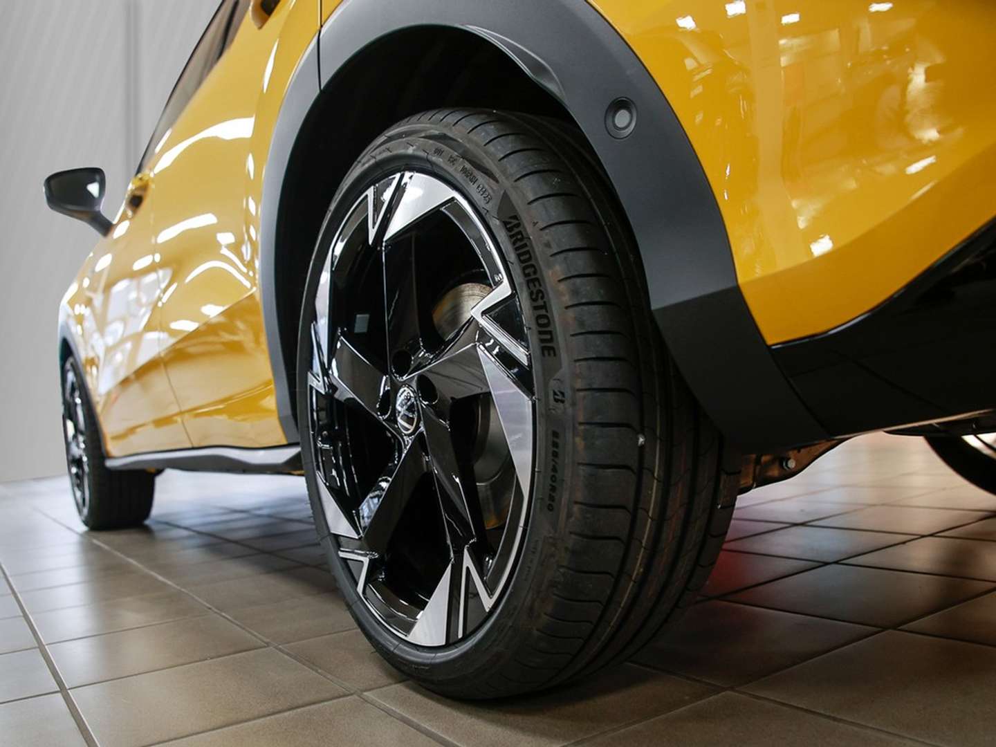 Volkswagen T-Roc R-Line - 2025 - Joinsteer - #5