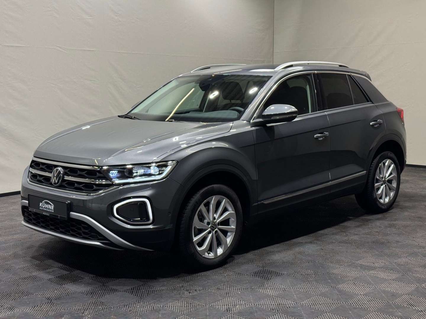 Volkswagen T-Roc TSI Style - 2025 - Joinsteer - #1