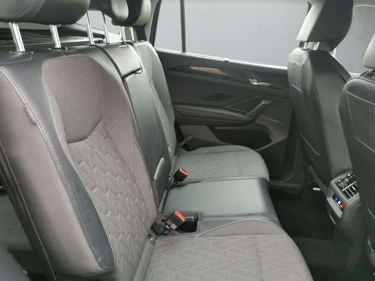 Volkswagen T-CROSS ETSI Life - 2025 - Joinsteer - #12