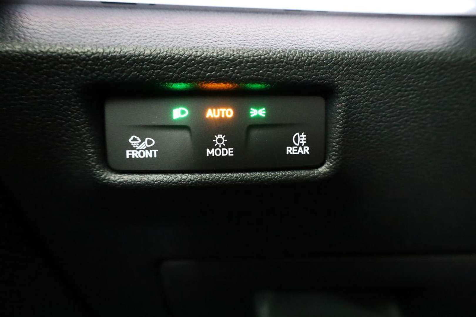 Volkswagen Tayron EHybrid R-Line - 2025 - Joinsteer - #9