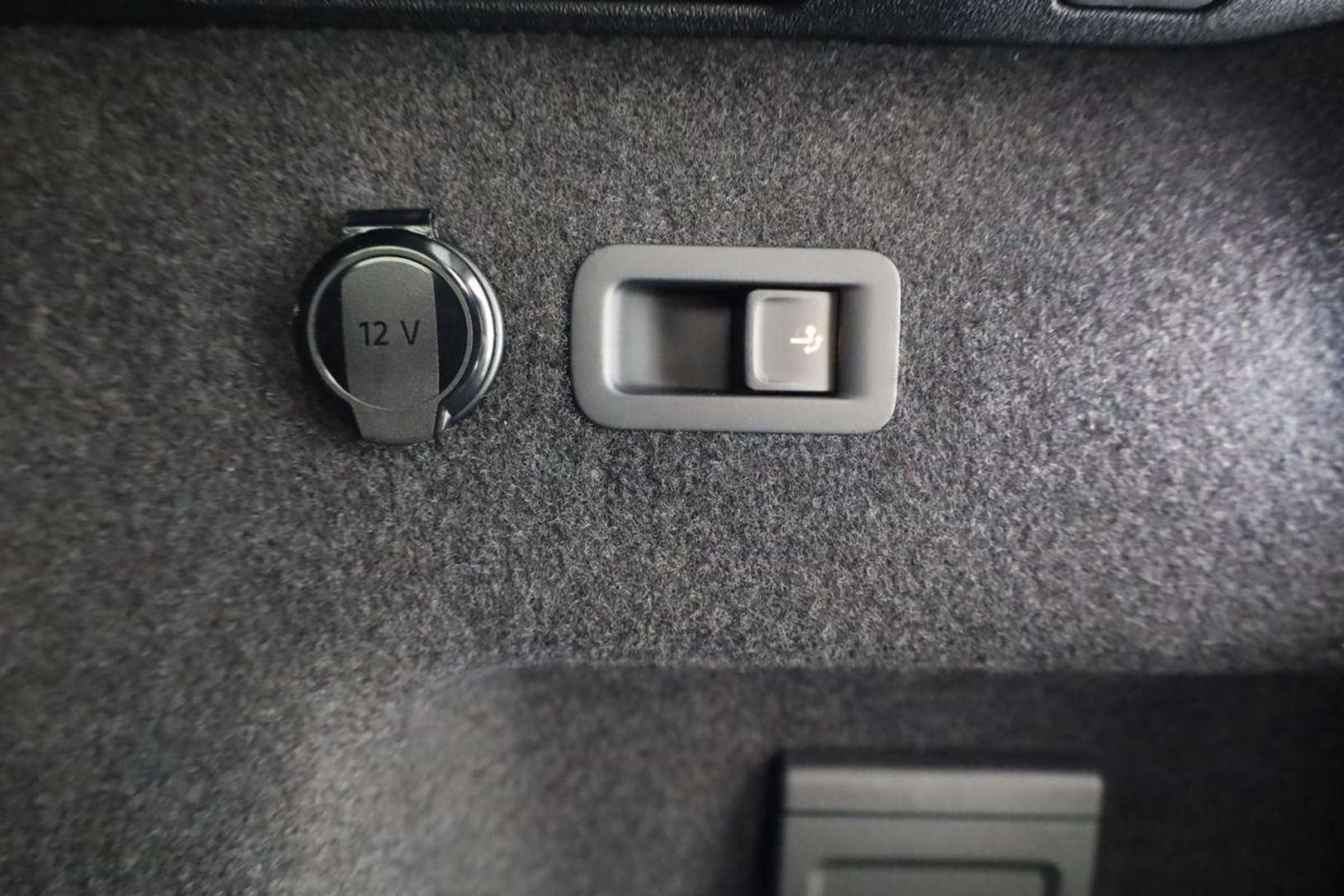 Volkswagen Tayron EHybrid R-Line - 2025 - Joinsteer - #14