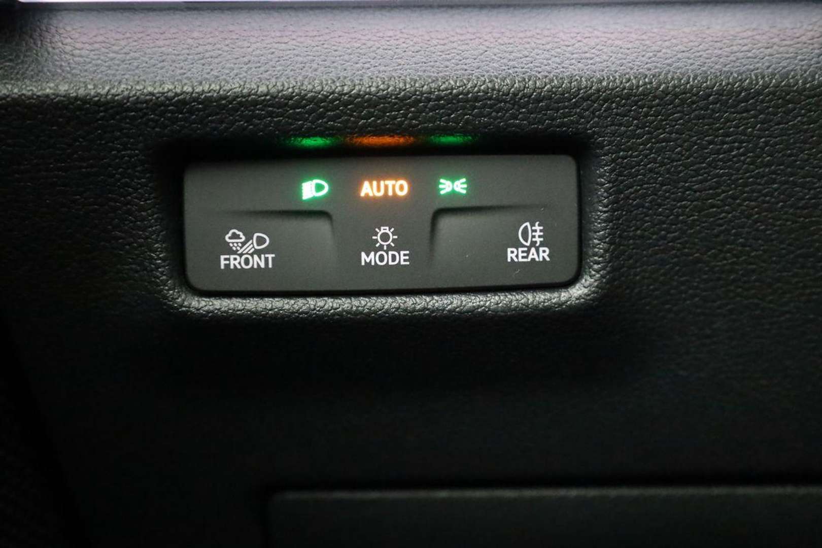 Volkswagen Tayron EHybrid R-Line - 2025 - Joinsteer - #9