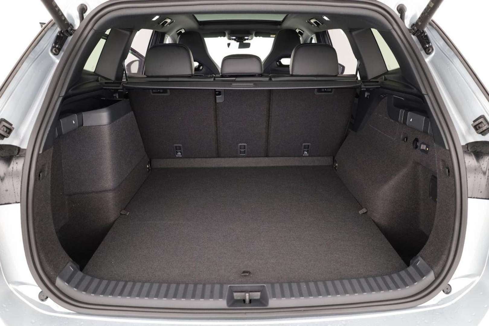 Volkswagen Tayron EHybrid R-Line - 2025 - Joinsteer - #13