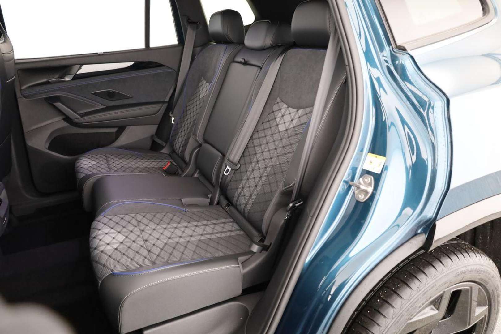 Volkswagen Tayron EHybrid R-Line - 2025 - Joinsteer - #12