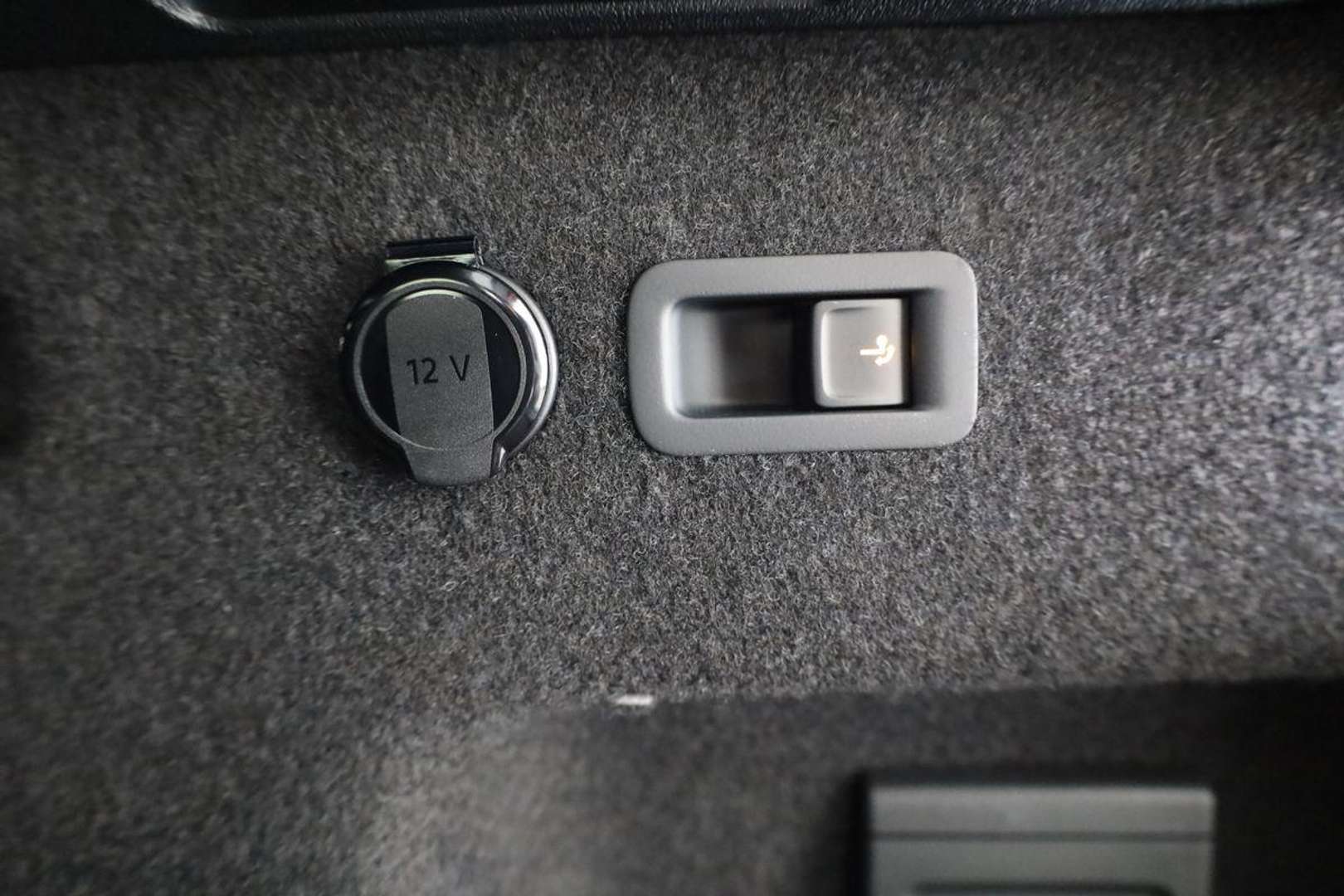 Volkswagen Tayron EHybrid R-Line - 2025 - Joinsteer - #14