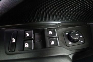 Volkswagen TIGUAN TDI 4Motion R-Line — photo 9