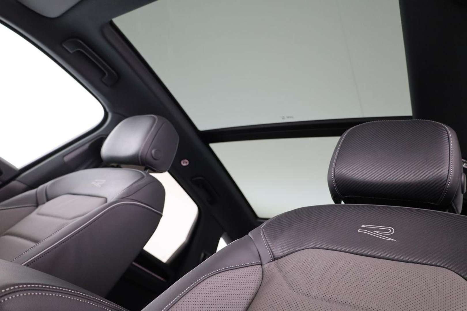 Volkswagen Touareg TDI R-Line - 2024 - Joinsteer - #13