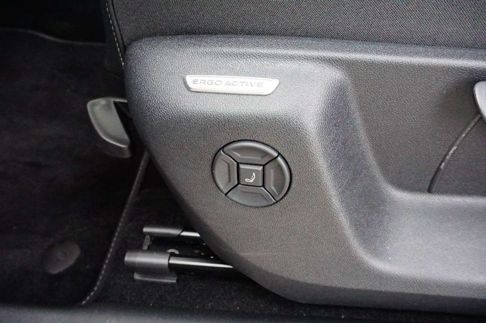 Volkswagen T-CROSS R-Line TDI 4Motion - 2025 - Joinsteer - #17