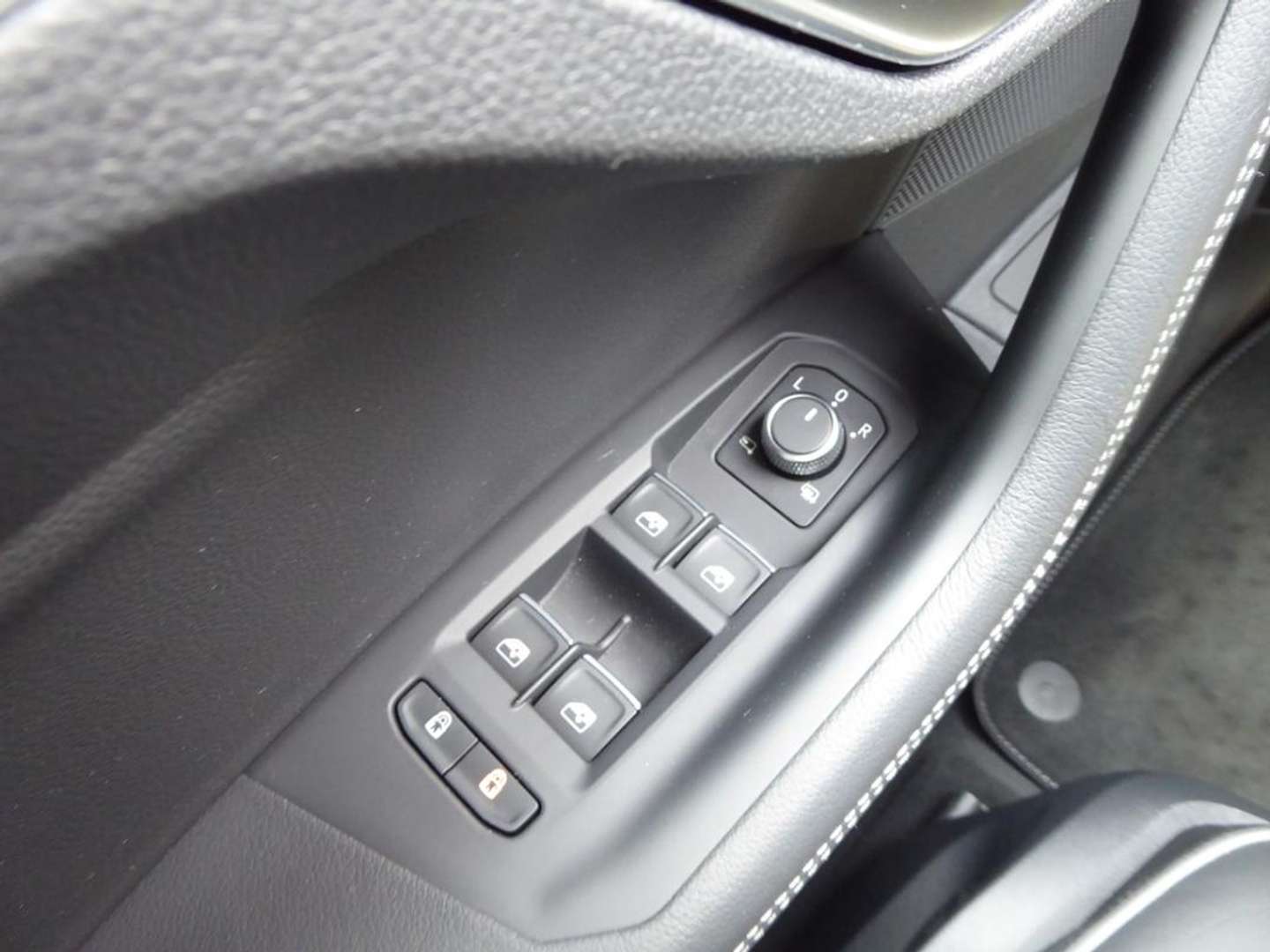 Volkswagen Touareg TDI 4Motion R-Line - 2024 - Joinsteer - #14