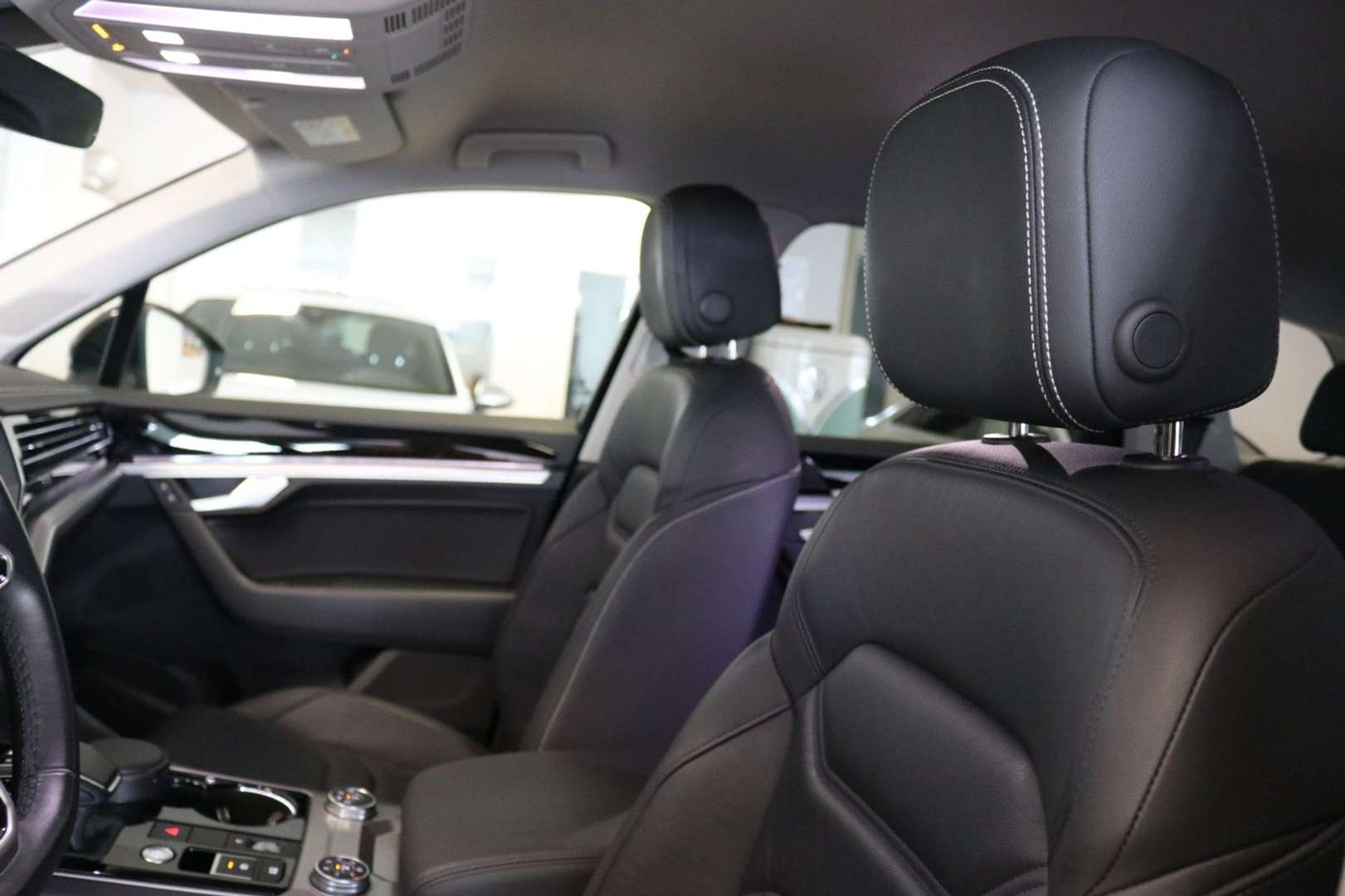 Volkswagen Touareg R-Line - 2023 - Joinsteer - #13