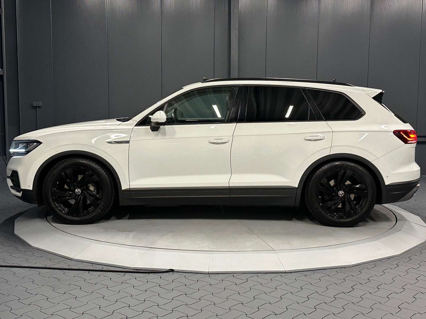 Volkswagen Touareg TDI 4Motion - 2021 - Joinsteer - #1