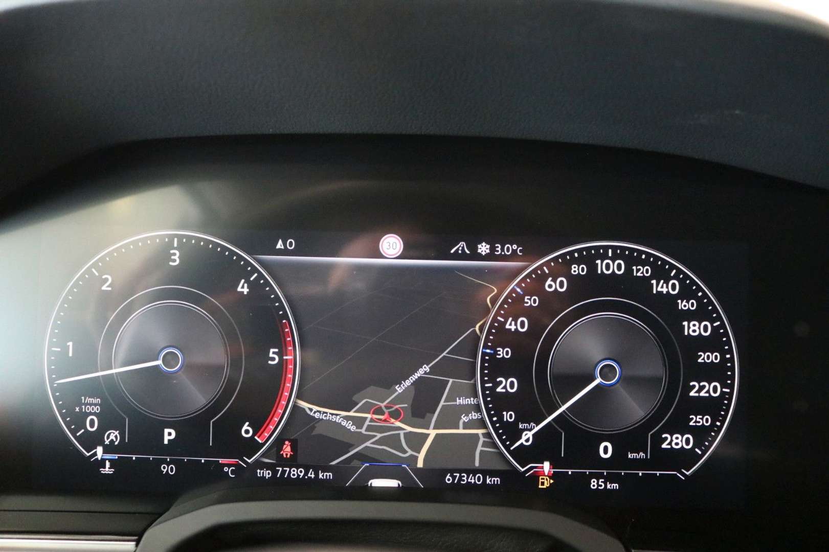 Volkswagen Touareg R-Line - 2023 - Joinsteer - #18