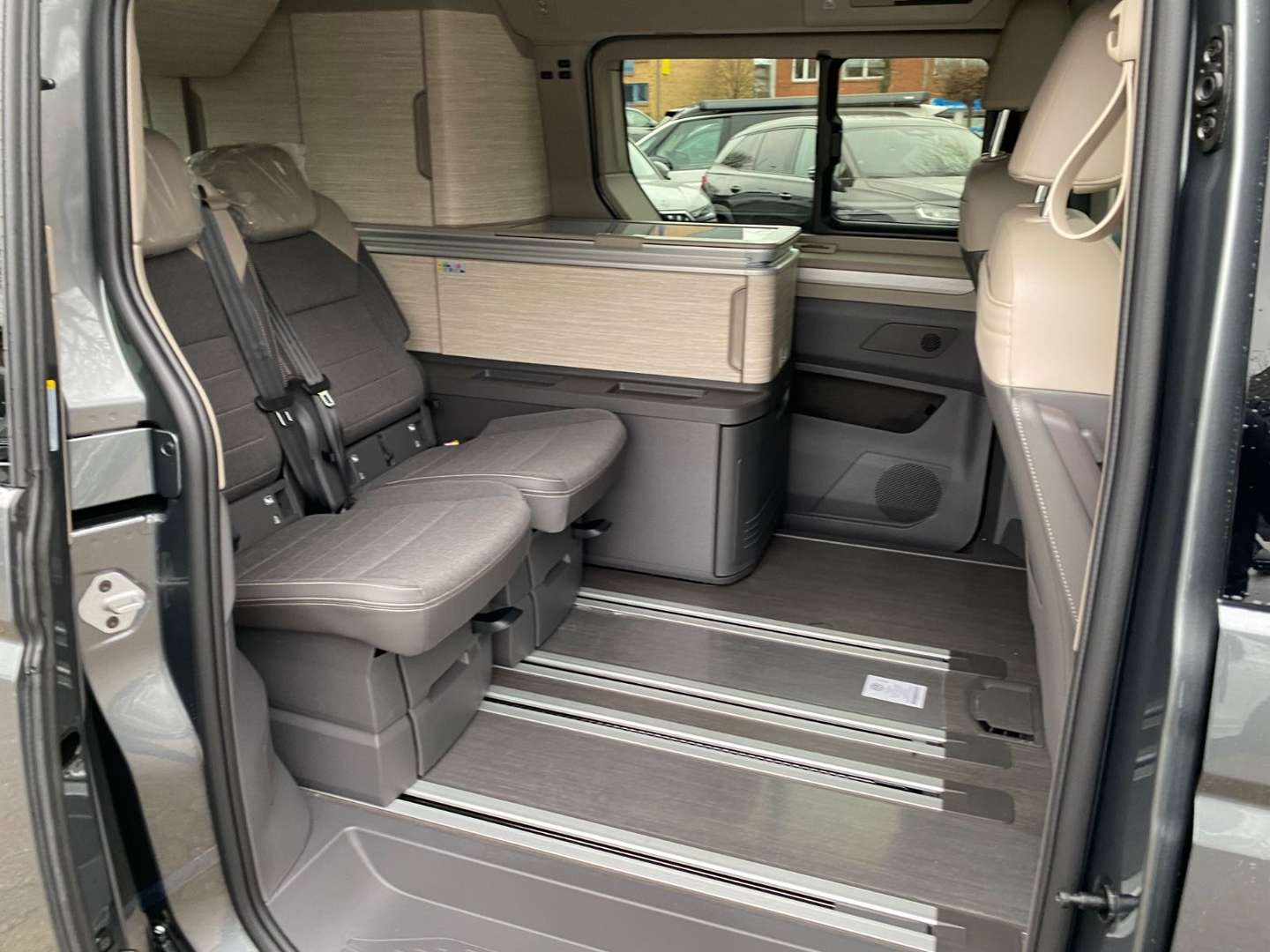 Volkswagen Multivan EHybrid 4Motion Ocean - 2025 - Joinsteer - #10