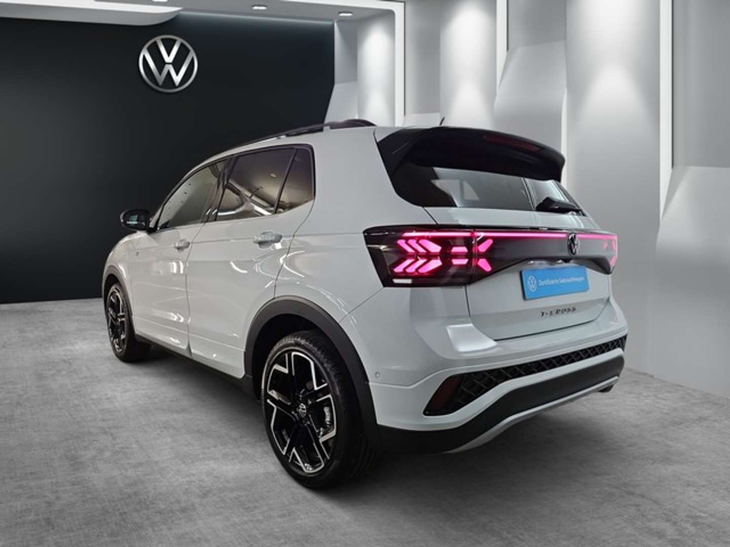 Volkswagen T-CROSS R-Line - 2025 - Joinsteer - #9