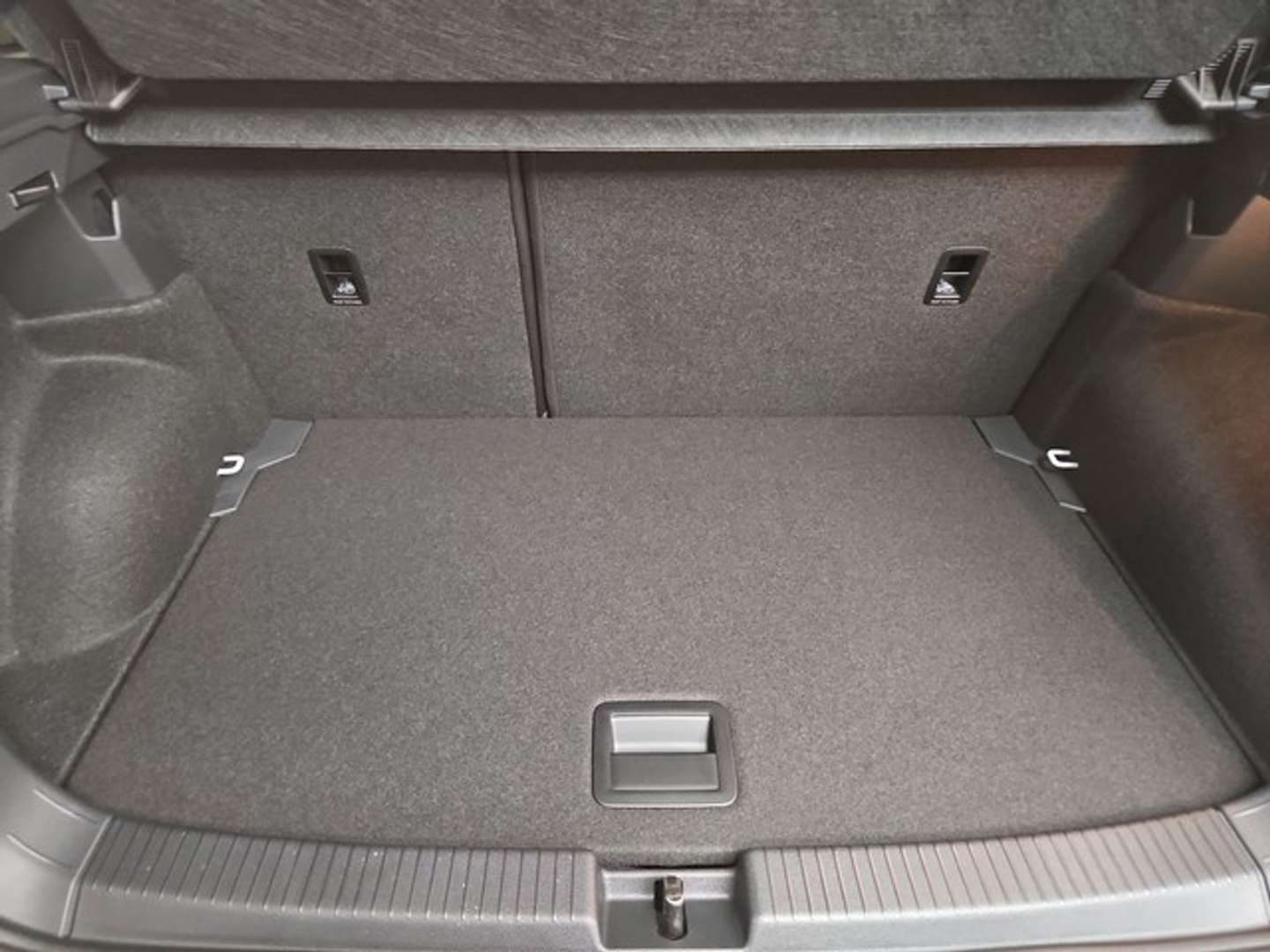 Volkswagen T-CROSS R-Line - 2025 - Joinsteer - #11