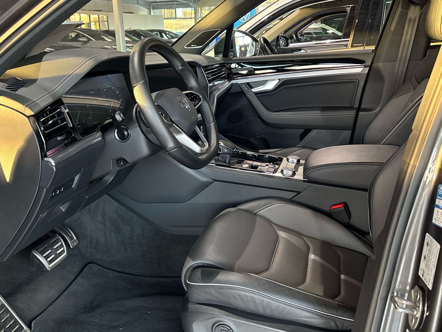 Volkswagen Touareg TDI 4Motion R-Line - 2023 - Joinsteer - #9