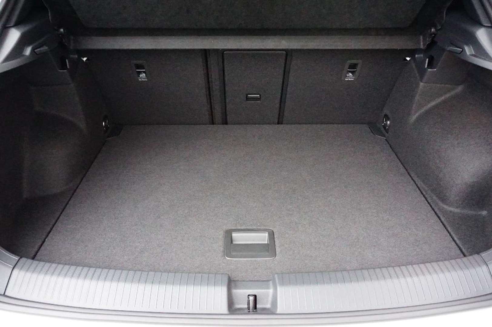 Volkswagen T-Roc R-Line - 2025 - Joinsteer - #8