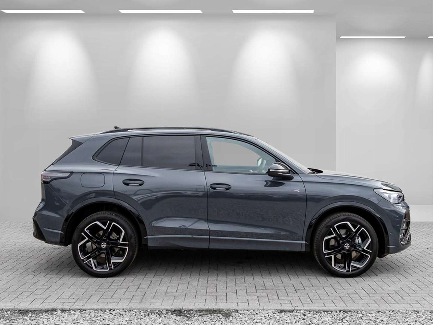 Volkswagen TIGUAN TDI 4Motion R-Line - 2025 - Joinsteer - #5