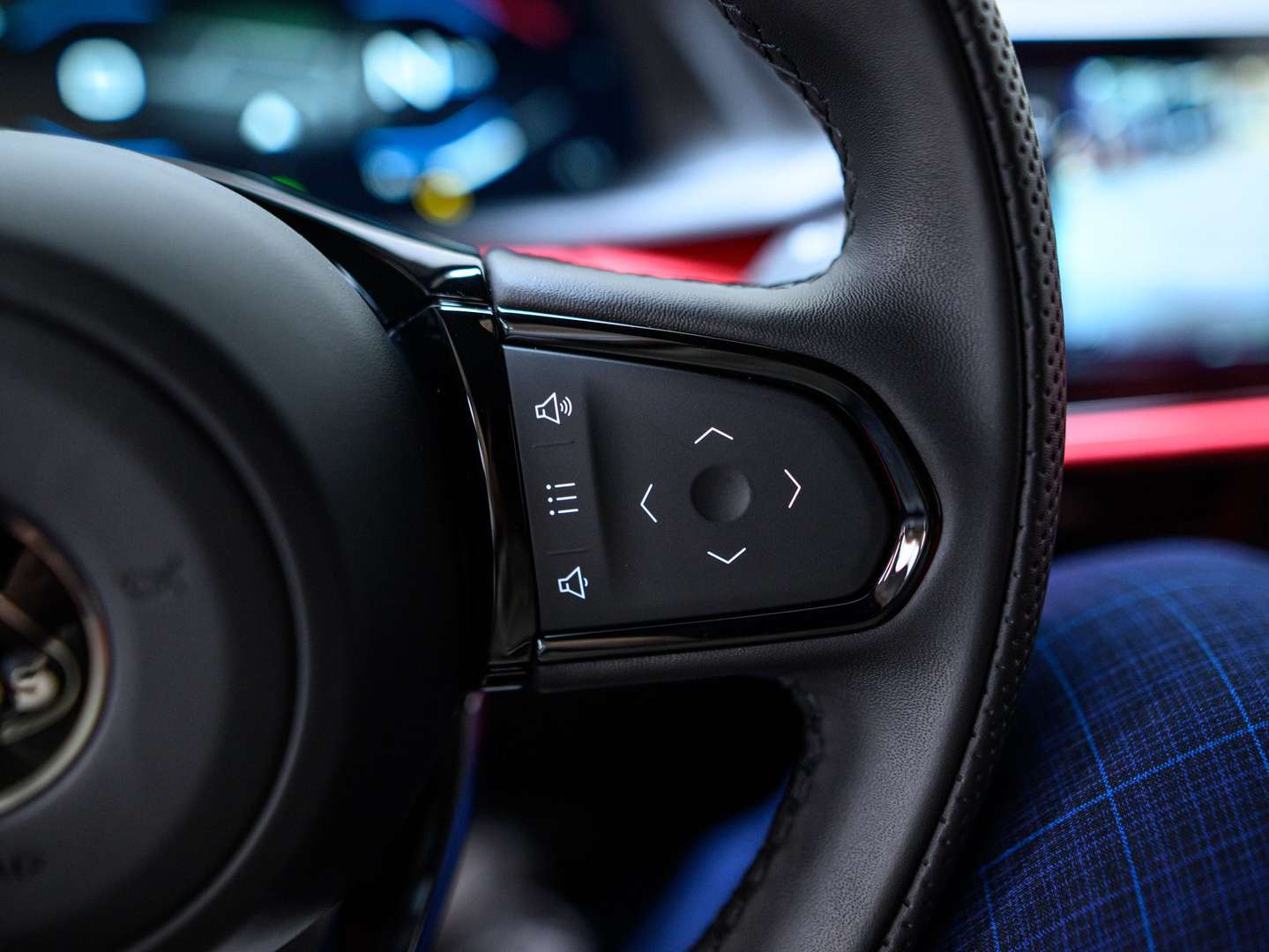 Lotus Emira V6 First Edition - 2025 - Joinsteer - #23