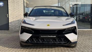 Lotus Eletre 450 4WD — photo 4