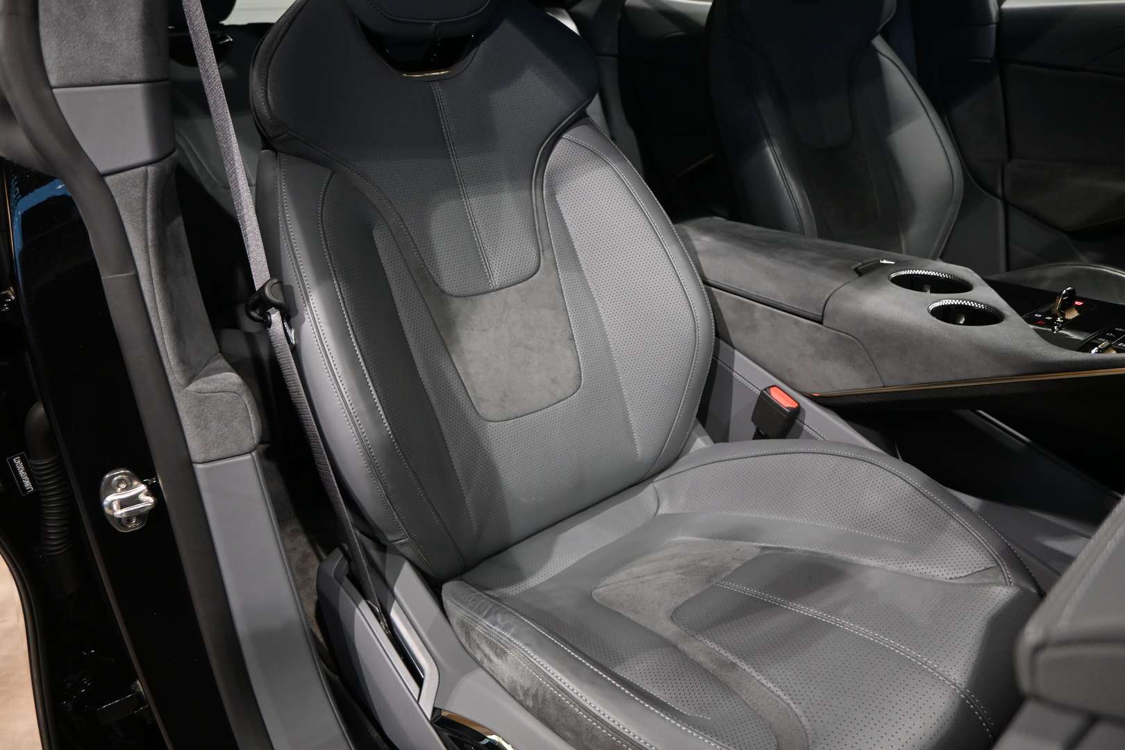 Lotus Eletre - 2023 - Joinsteer - #11