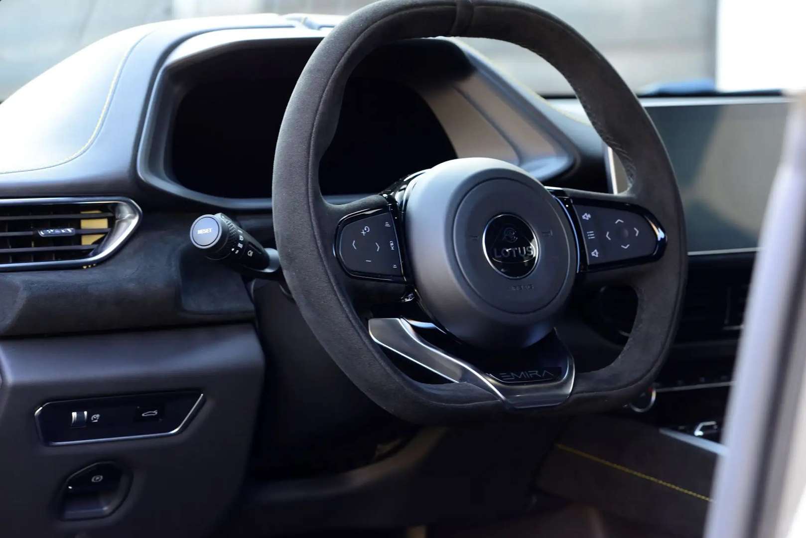 Lotus Emira V6 First Edition - 2024 - Joinsteer - #9