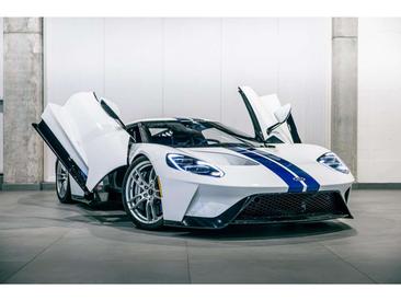 Ford GT — photo 2