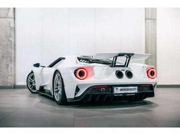 Ford GT — photo 5