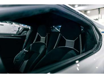 Ford GT — photo 10