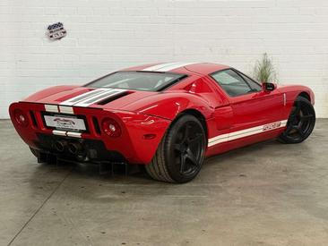 Ford GT — photo 8